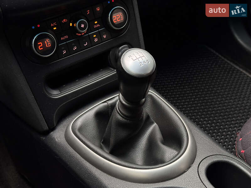 Позашляховик / Кросовер Nissan Qashqai 2012 в Києві