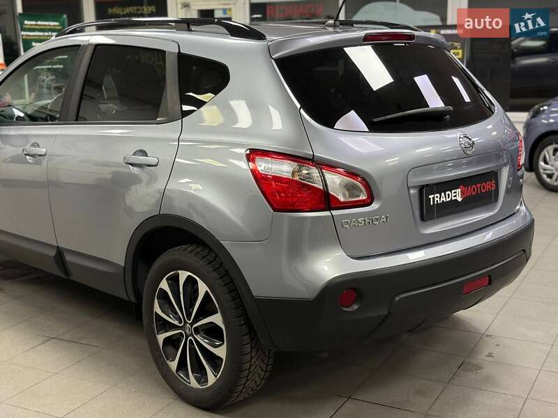 Внедорожник / Кроссовер Nissan Qashqai 2013 в Киеве
