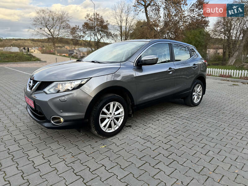 Внедорожник / Кроссовер Nissan Qashqai 2015 в Бережанах