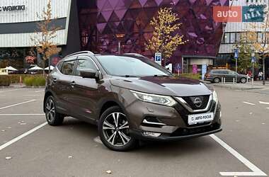 Внедорожник / Кроссовер Nissan Qashqai 2017 в Киеве