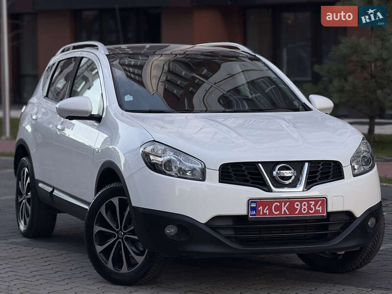 Внедорожник / Кроссовер Nissan Qashqai 2012 в Ивано-Франковске
