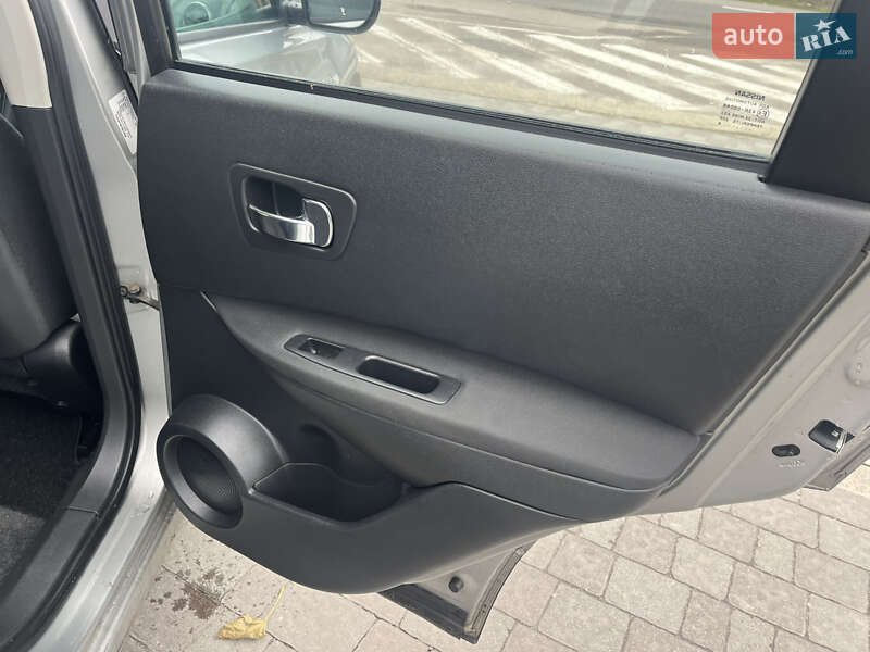 Внедорожник / Кроссовер Nissan Qashqai 2008 в Сарнах