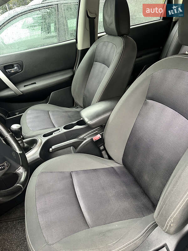 Внедорожник / Кроссовер Nissan Qashqai 2012 в Луцке