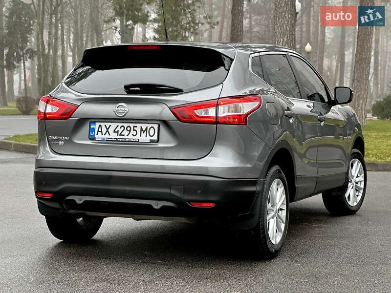 Внедорожник / Кроссовер Nissan Qashqai 2017 в Харькове