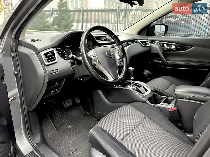 Внедорожник / Кроссовер Nissan Qashqai 2017 в Харькове