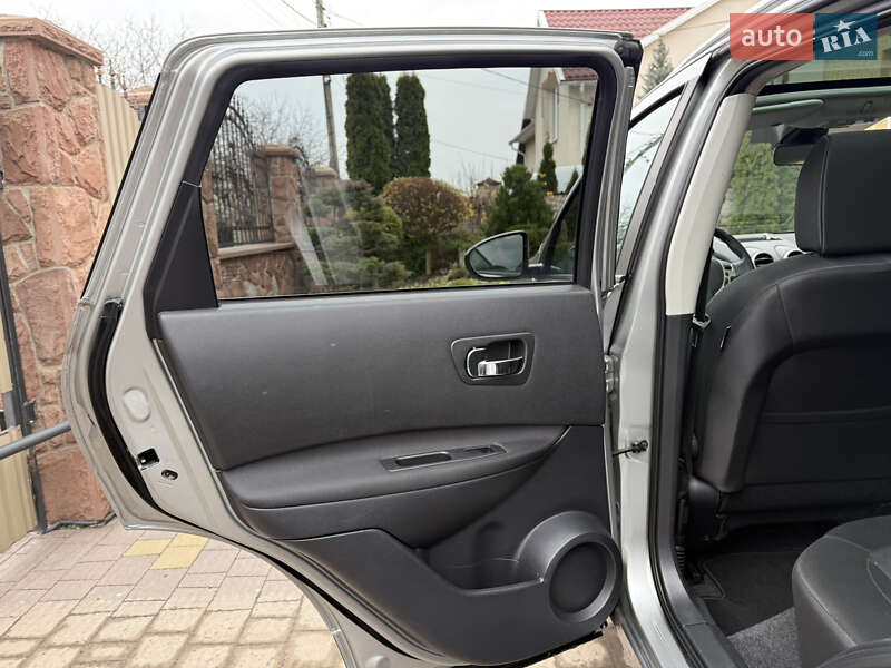 Позашляховик / Кросовер Nissan Qashqai 2012 в Тернополі