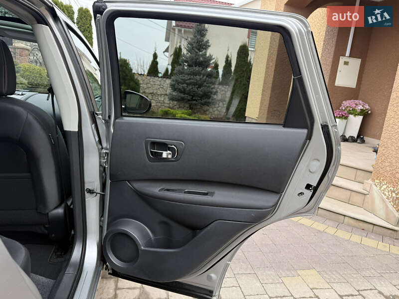 Позашляховик / Кросовер Nissan Qashqai 2012 в Тернополі