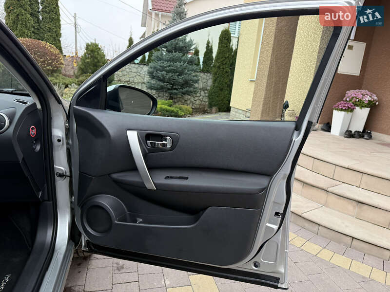 Позашляховик / Кросовер Nissan Qashqai 2012 в Тернополі