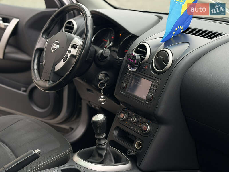 Позашляховик / Кросовер Nissan Qashqai 2011 в Івано-Франківську