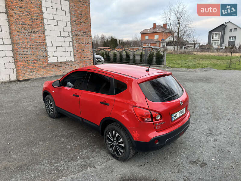 Внедорожник / Кроссовер Nissan Qashqai 2008 в Хмельницком