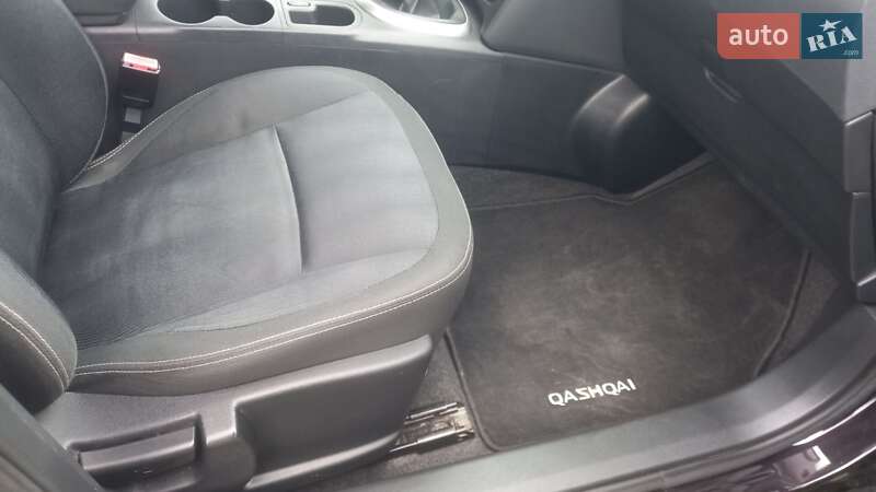 Позашляховик / Кросовер Nissan Qashqai 2011 в Луцьку