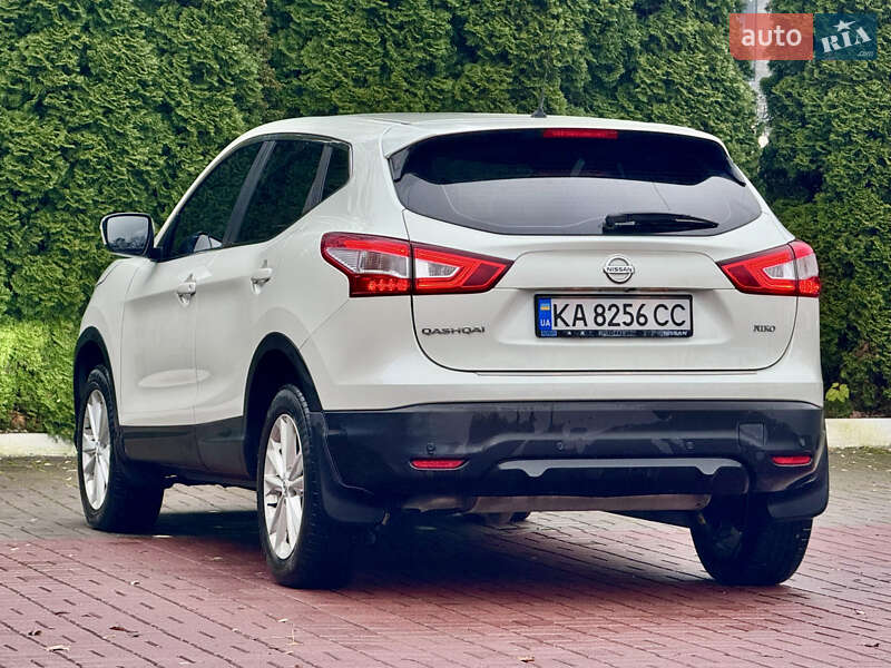 Позашляховик / Кросовер Nissan Qashqai 2015 в Києві