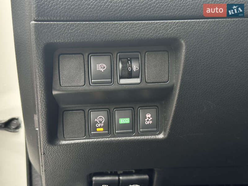 Позашляховик / Кросовер Nissan Qashqai 2015 в Києві