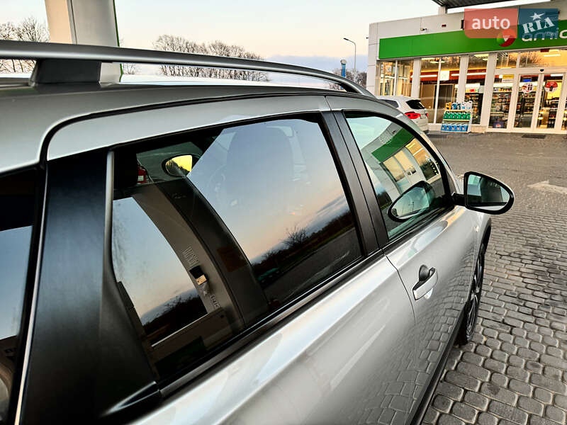 Позашляховик / Кросовер Nissan Qashqai 2012 в Стрию