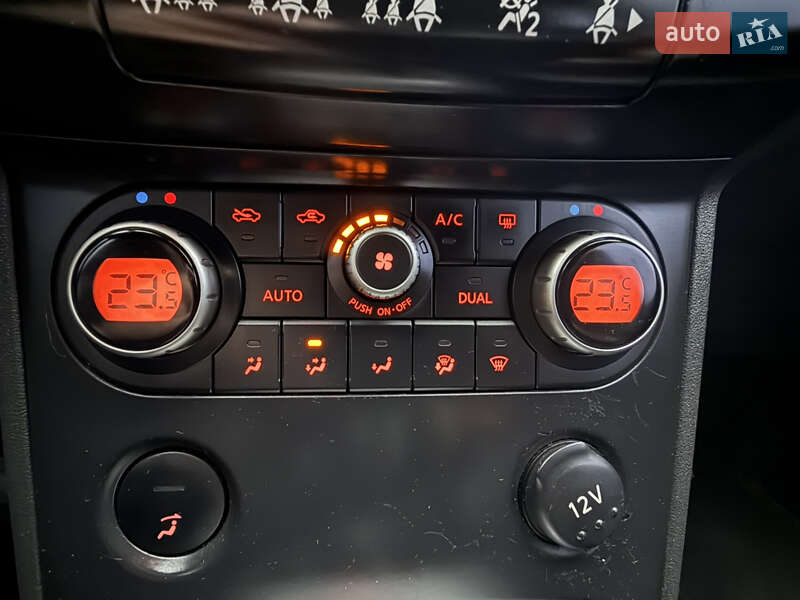 Позашляховик / Кросовер Nissan Qashqai 2008 в Києві