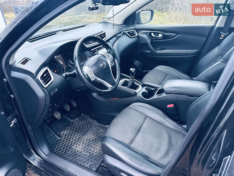 Внедорожник / Кроссовер Nissan Qashqai 2016 в Житомире