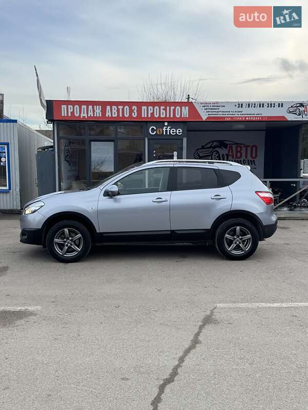 Позашляховик / Кросовер Nissan Qashqai 2012 в Кам'янці фото 8 Позашляховик / Кросовер Nissan Qashqai 2012 в Кам'янці