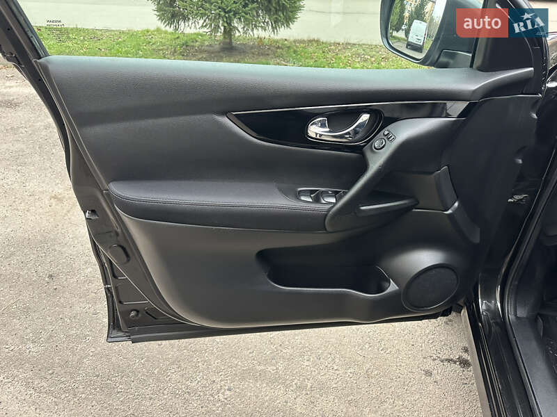 Внедорожник / Кроссовер Nissan Qashqai 2014 в Ровно фото 11 Внедорожник / Кроссовер Nissan Qashqai 2014 в Ровно