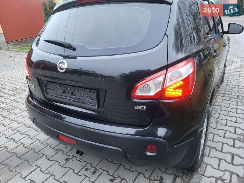 Внедорожник / Кроссовер Nissan Qashqai 2011 в Хмельницком