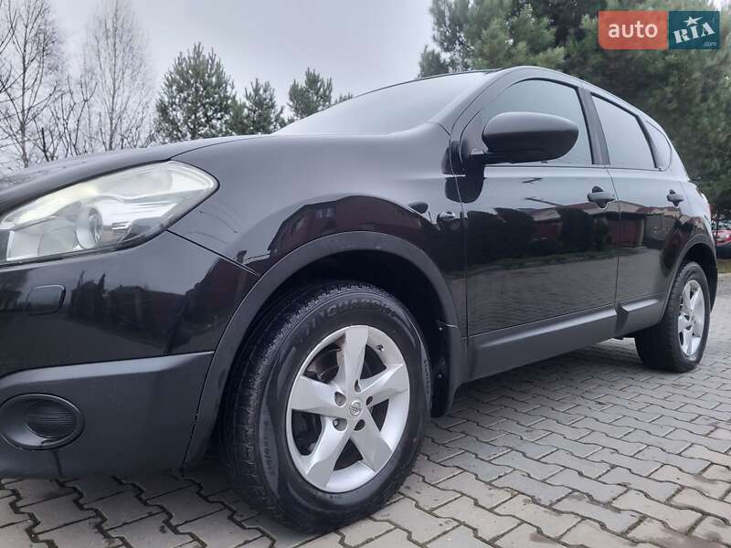 Внедорожник / Кроссовер Nissan Qashqai 2011 в Хмельницком