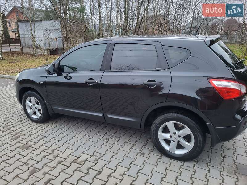 Внедорожник / Кроссовер Nissan Qashqai 2011 в Хмельницком