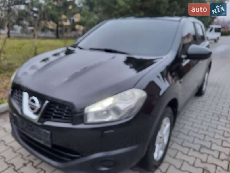 Внедорожник / Кроссовер Nissan Qashqai 2011 в Хмельницком