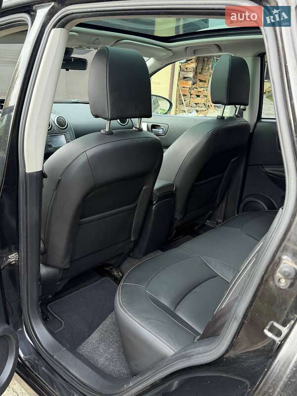 Позашляховик / Кросовер Nissan Qashqai 2011 в Черкасах фото 24 Позашляховик / Кросовер Nissan Qashqai 2011 в Черкасах