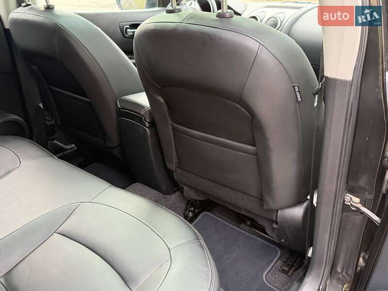 Позашляховик / Кросовер Nissan Qashqai 2011 в Черкасах фото 29 Позашляховик / Кросовер Nissan Qashqai 2011 в Черкасах