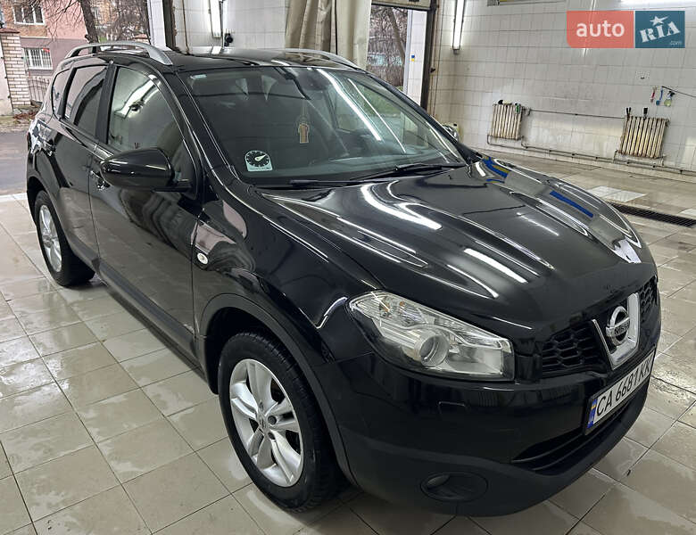 Внедорожник / Кроссовер Nissan Qashqai 2010 в Умани