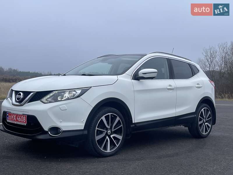 Позашляховик / Кросовер Nissan Qashqai 2015 в Ковелі