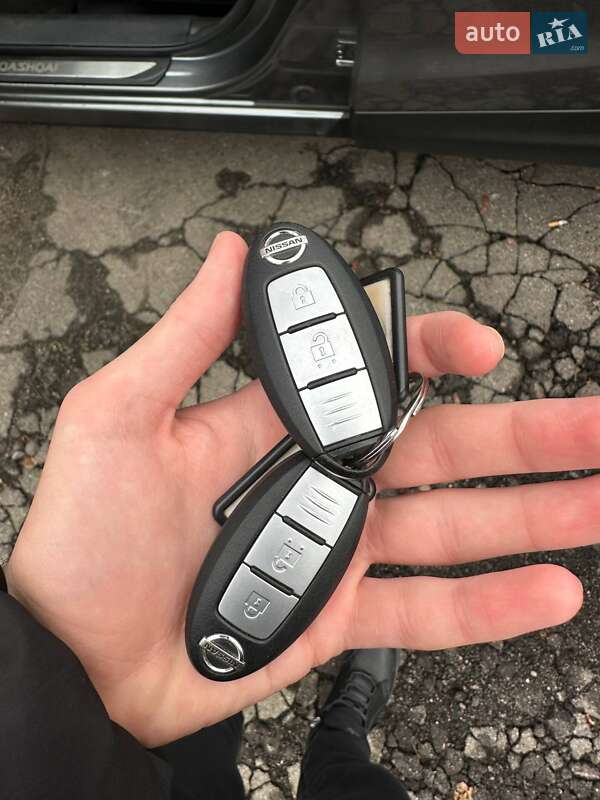 Позашляховик / Кросовер Nissan Qashqai 2014 в Сумах