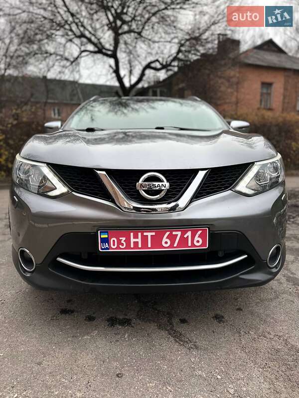 Позашляховик / Кросовер Nissan Qashqai 2014 в Сумах