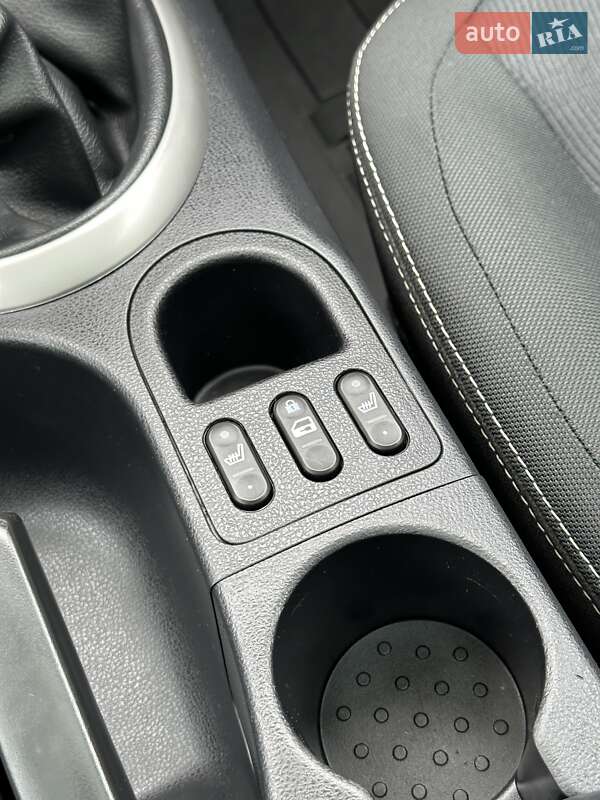 Позашляховик / Кросовер Nissan Qashqai 2011 в Сумах