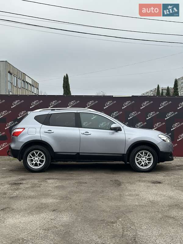 Позашляховик / Кросовер Nissan Qashqai 2011 в Сумах