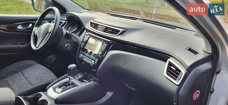 Внедорожник / Кроссовер Nissan Qashqai 2014 в Черкассах