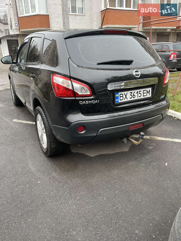 Внедорожник / Кроссовер Nissan Qashqai 2012 в Хмельницком