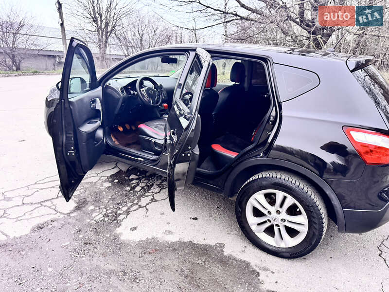 Внедорожник / Кроссовер Nissan Qashqai 2012 в Хмельницком