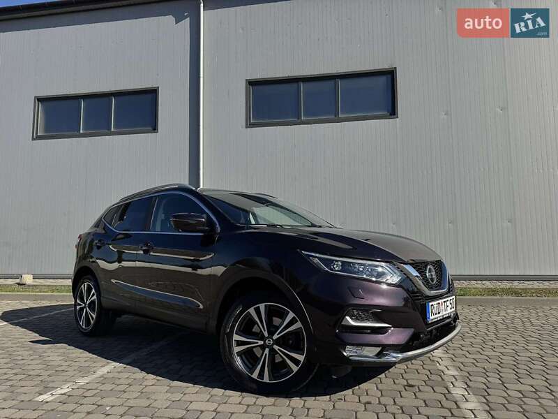 Внедорожник / Кроссовер Nissan Qashqai 2018 в Ивано-Франковске