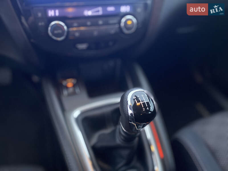 Позашляховик / Кросовер Nissan Qashqai 2014 в Новоархангельську фото 13 Позашляховик / Кросовер Nissan Qashqai 2014 в Новоархангельську