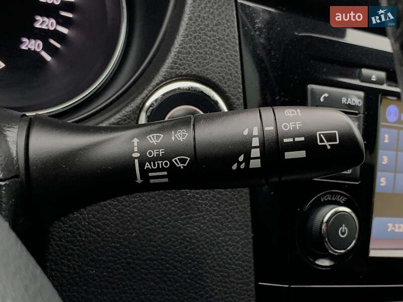 Внедорожник / Кроссовер Nissan Qashqai 2016 в Бердичеве