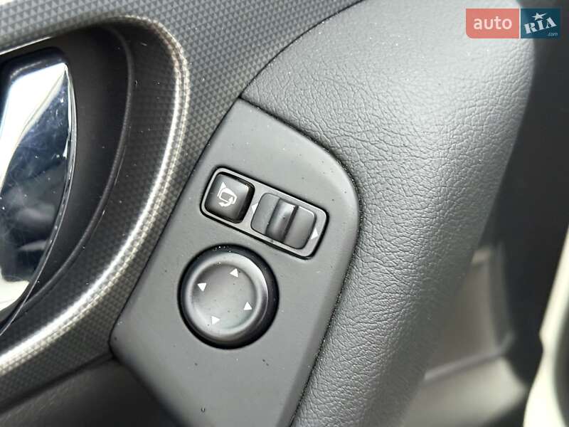 Внедорожник / Кроссовер Nissan Qashqai 2020 в Днепре