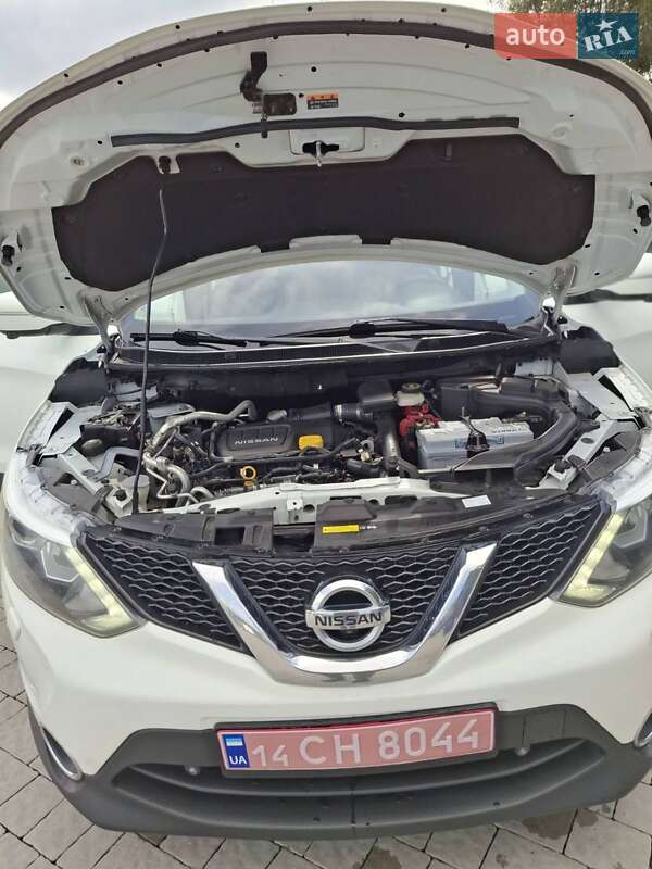 Позашляховик / Кросовер Nissan Qashqai 2014 в Львові фото 29 Позашляховик / Кросовер Nissan Qashqai 2014 в Львові