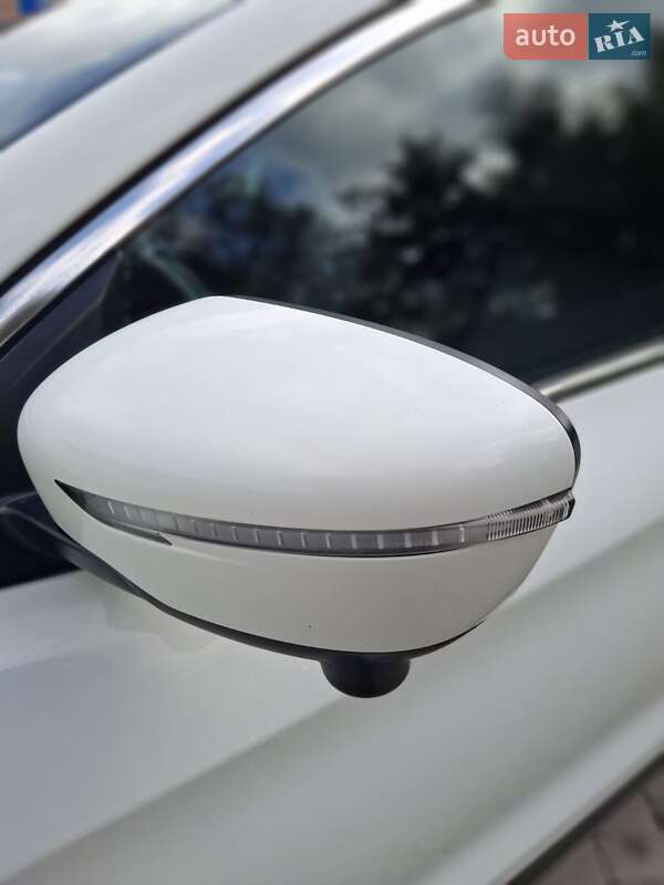 Позашляховик / Кросовер Nissan Qashqai 2014 в Львові фото 32 Позашляховик / Кросовер Nissan Qashqai 2014 в Львові