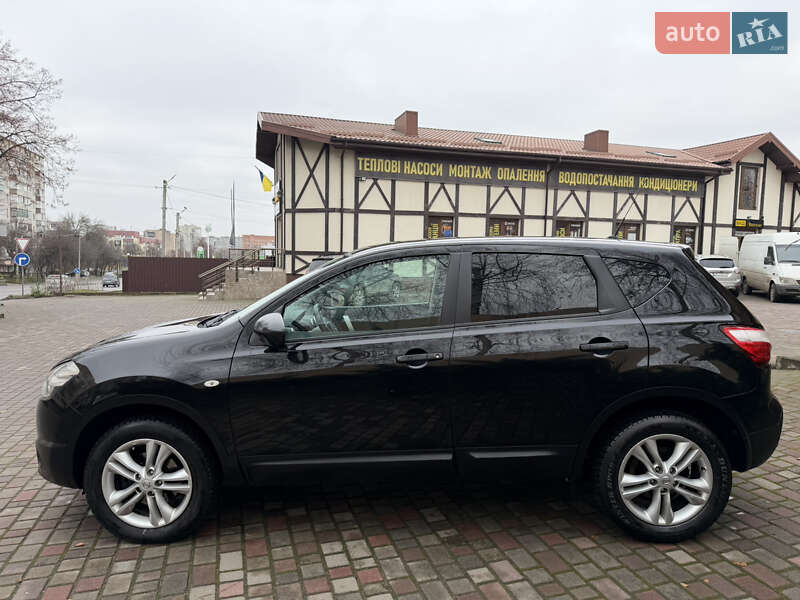 Внедорожник / Кроссовер Nissan Qashqai 2010 в Ровно