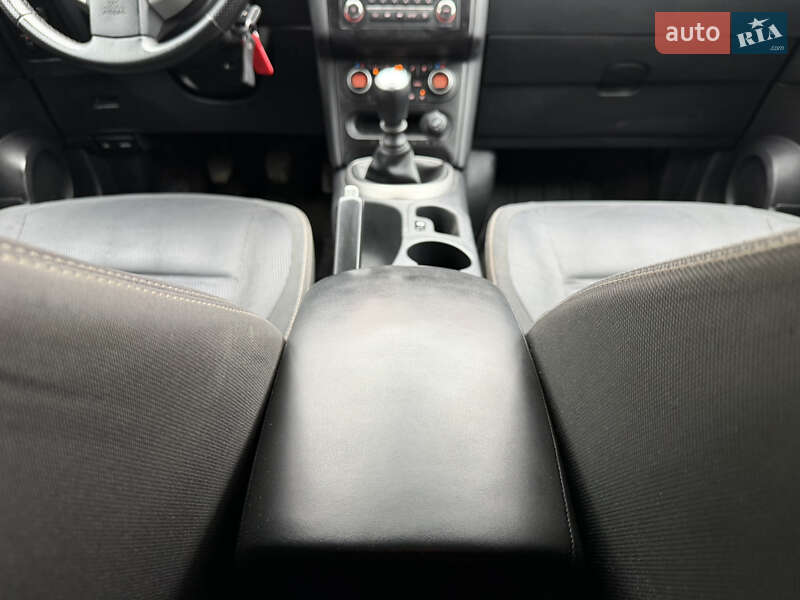 Внедорожник / Кроссовер Nissan Qashqai 2010 в Ровно