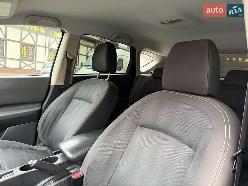 Внедорожник / Кроссовер Nissan Qashqai 2010 в Ровно