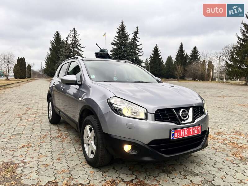 Внедорожник / Кроссовер Nissan Qashqai 2013 в Дубно