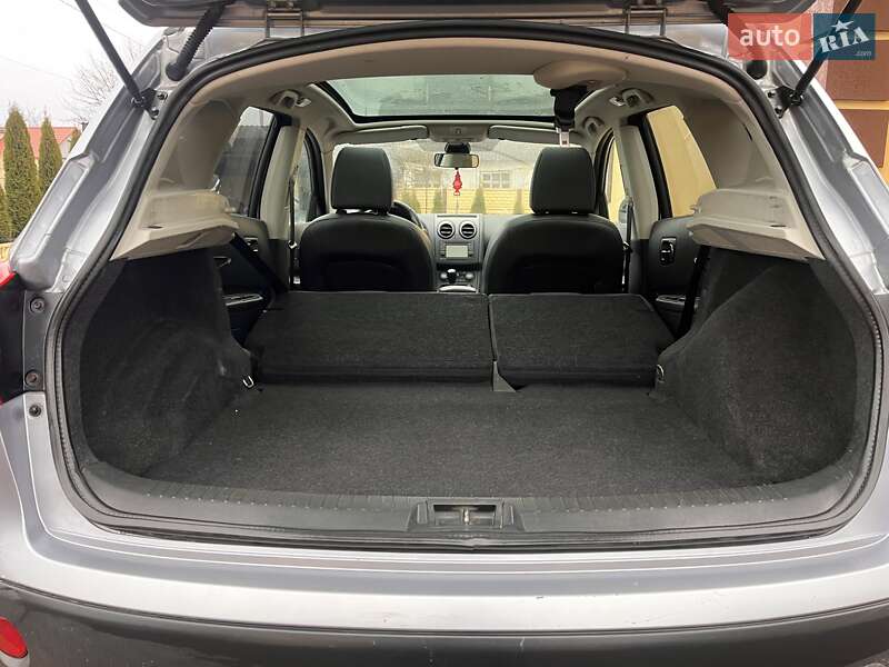 Внедорожник / Кроссовер Nissan Qashqai 2013 в Дубно