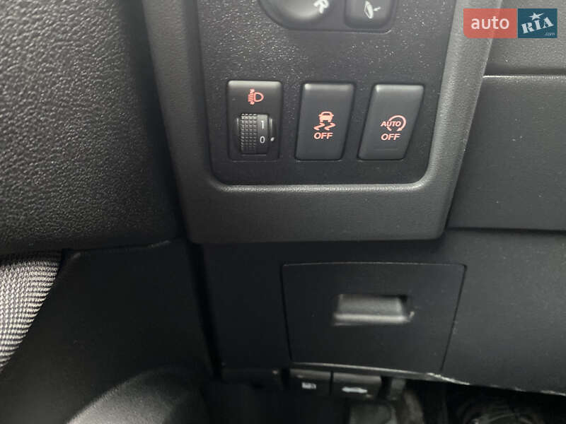 Позашляховик / Кросовер Nissan Qashqai 2011 в Луцьку