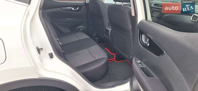 Внедорожник / Кроссовер Nissan Qashqai 2015 в Новоархангельске фото 83 Внедорожник / Кроссовер Nissan Qashqai 2015 в Новоархангельске